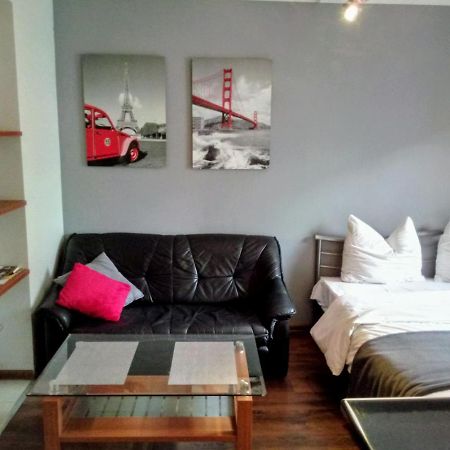 Apartamenty Krzywe Okna Zielona Góra Eksteriør billede