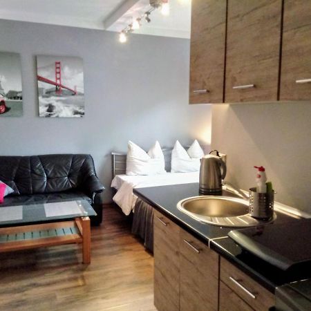 Apartamenty Krzywe Okna Zielona Góra Eksteriør billede