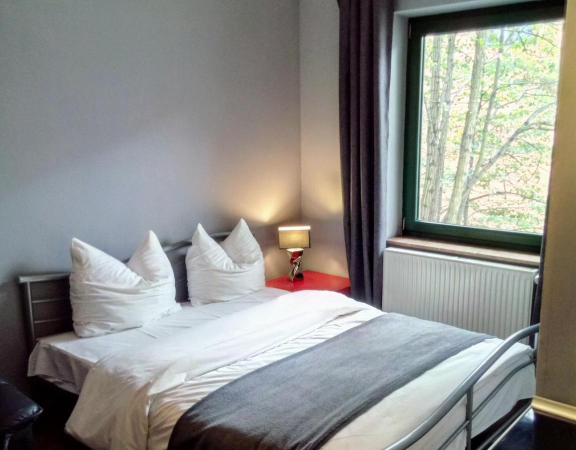 Apartamenty Krzywe Okna Zielona Góra Eksteriør billede