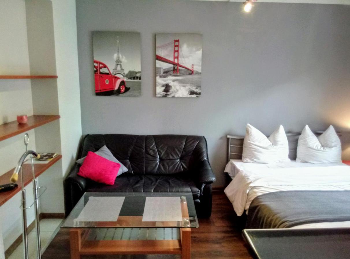 Apartamenty Krzywe Okna Zielona Góra Eksteriør billede