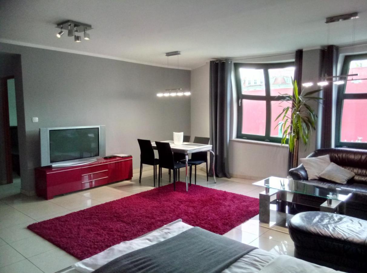 Apartamenty Krzywe Okna Zielona Góra Eksteriør billede